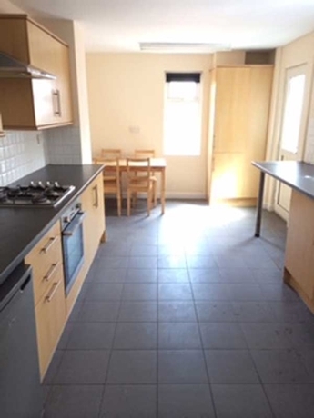 3 bedroom House Shar...